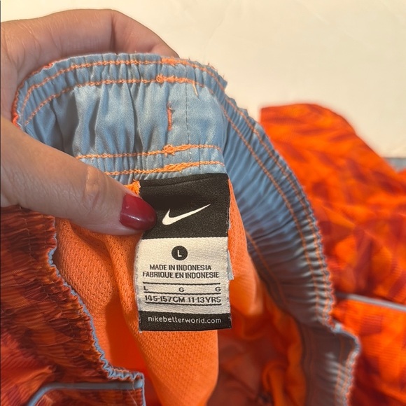 Nike Orange Geometric Swim Shorts Casual Athletic Wear - Picture 4 of 4